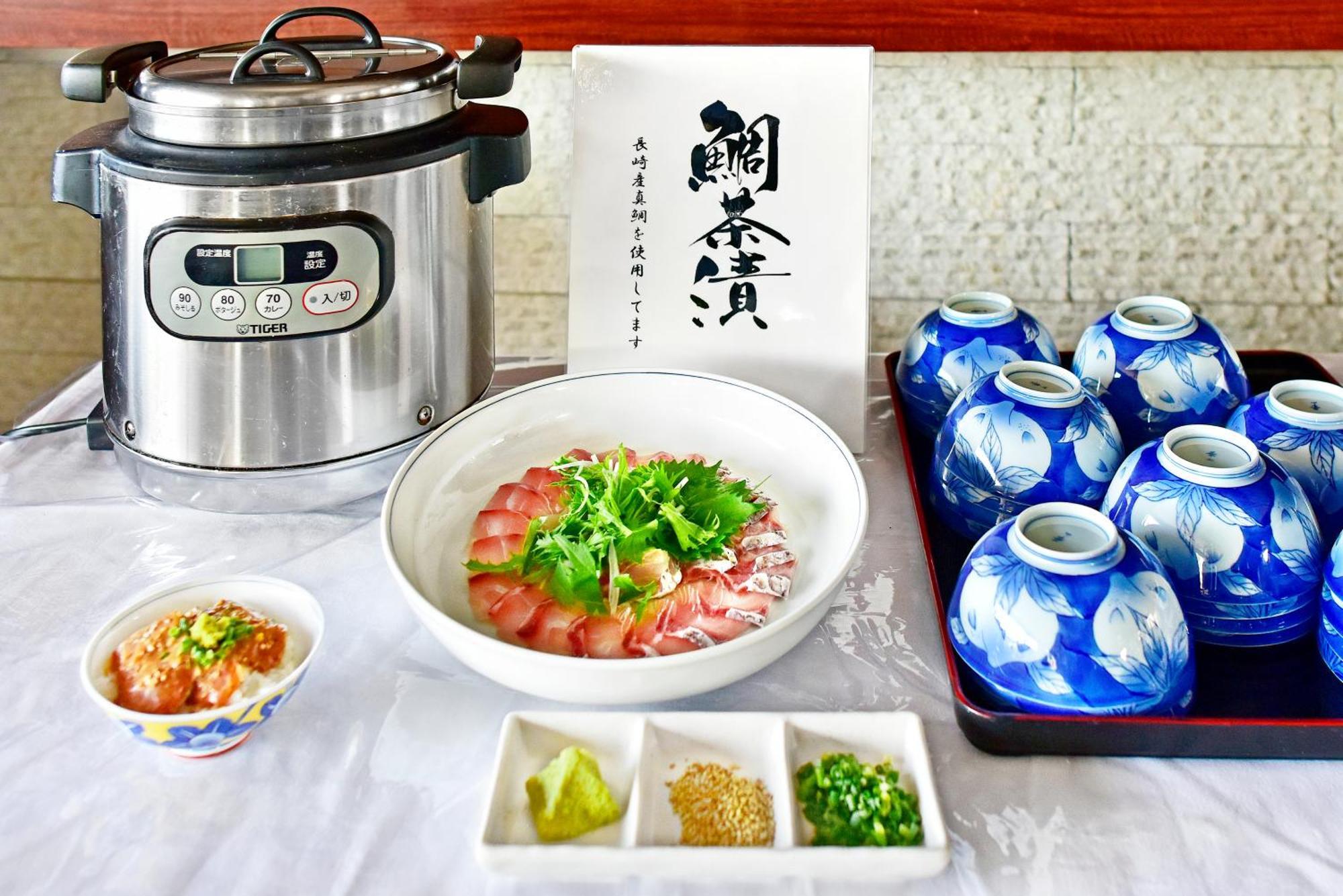 The Global View Nagasaki Hotel Eksteriør billede A pressure cooker